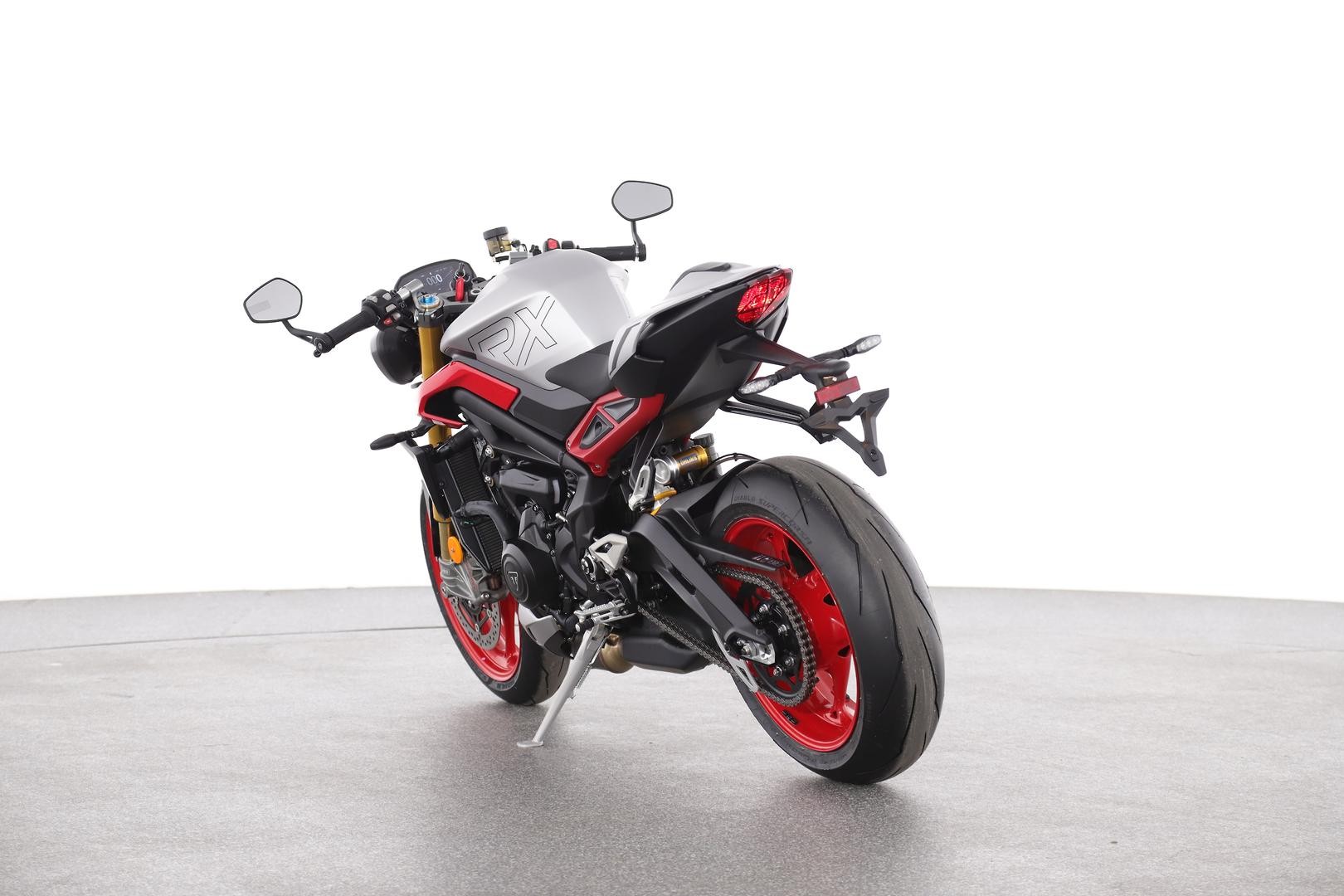 Triumph Street Triple 765 Rx image 3
