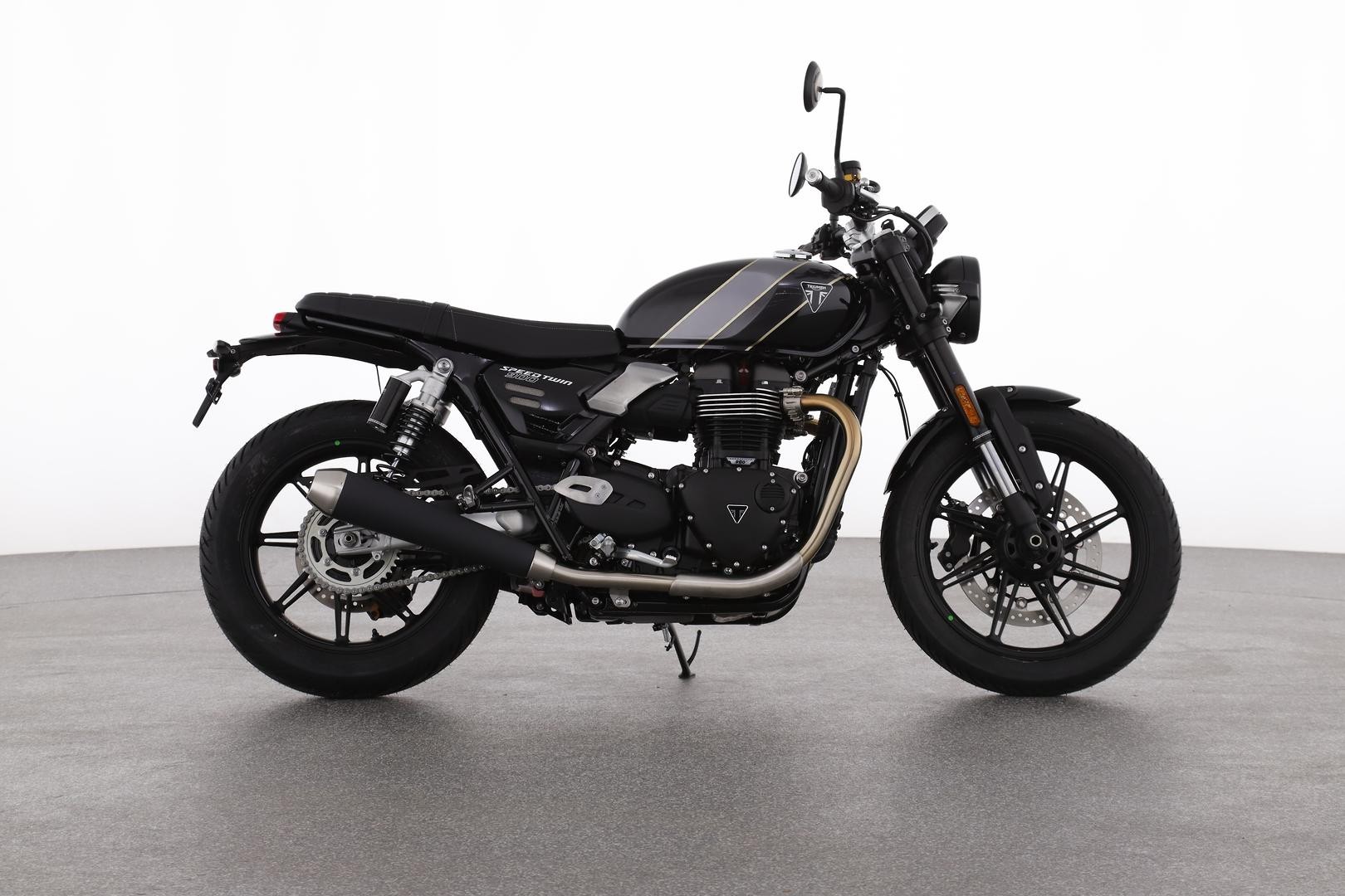 Triumph Speed Twin 900 image 1