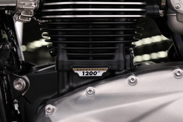 https://dvg-vehicle-assets.s3.amazonaws.com/CR2244/6t4ru9ektbm5cy2fipt3uoxfv.jpg