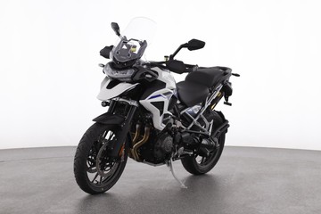 https://dvg-vehicle-assets.s3.amazonaws.com/CR5108/6yzzlkciqkri6mv8cefhayviy.jpg