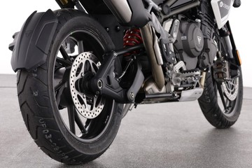 https://dvg-vehicle-assets.s3.amazonaws.com/CR5108/797vyqnmuvczoz9hvjgl9fd52.jpg