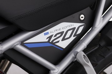 https://dvg-vehicle-assets.s3.amazonaws.com/CR5108/e87fqjq2eoobrp7qptyr5vqkj.jpg