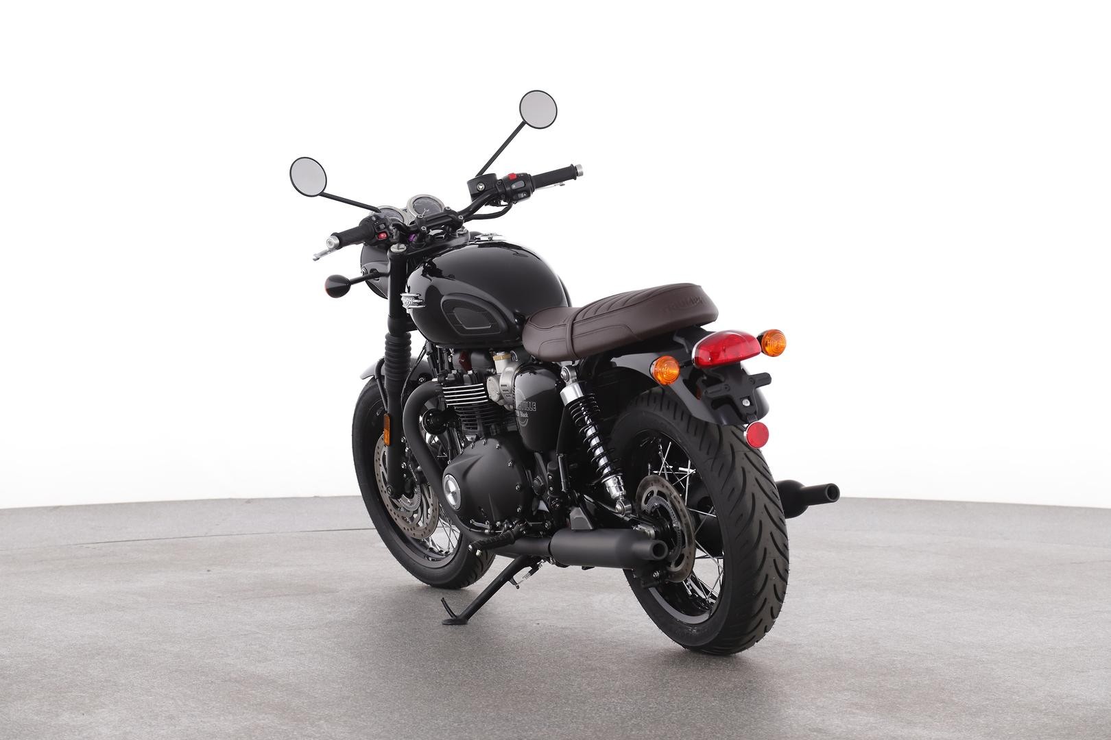 Triumph Bonneville T120 Black image 3