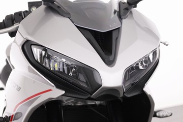 https://dvg-vehicle-assets.s3.amazonaws.com/CS5389/3oqxj2rkbc9g0me6w84nhtr87.jpg
