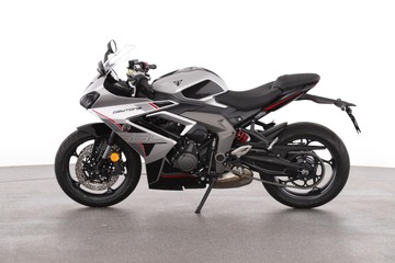 https://dvg-vehicle-assets.s3.amazonaws.com/CS5389/buyoenmqhcdbi0z64o1bdtjb7.jpg