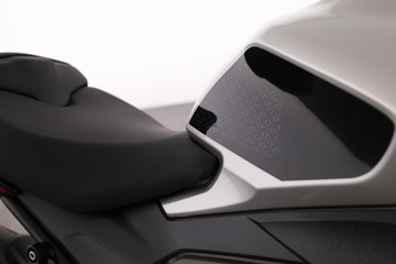 https://dvg-vehicle-assets.s3.amazonaws.com/CS5389/e1um4ddz5xub86oxp7m5gg8vq.jpg