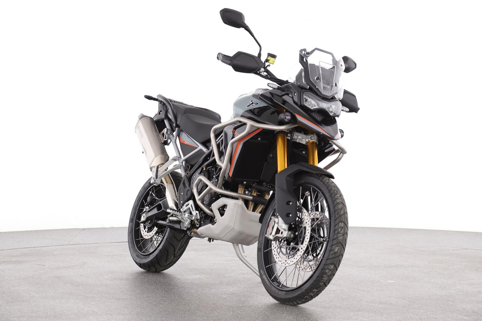 Triumph Tiger 900 Desert Edition image 2
