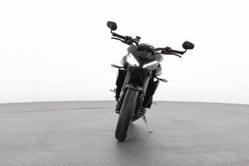 https://dvg-vehicle-assets.s3.amazonaws.com/CW2880/37t0ggr846re4xbqgbab2p47n.jpg