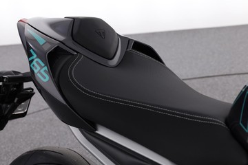 https://dvg-vehicle-assets.s3.amazonaws.com/CW2880/3lxezy5uxyypxkq7vwwu9e26f.jpg