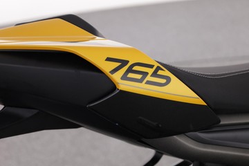 https://dvg-vehicle-assets.s3.amazonaws.com/CW3296/4hn5e46tfqgj42qk5h27mao0o.jpg