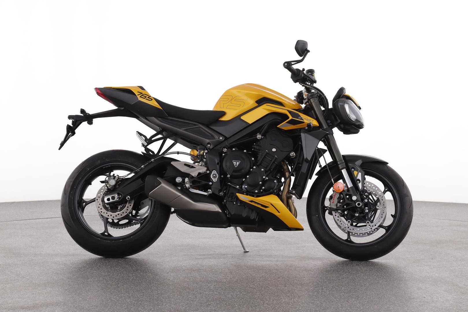 Triumph Street Triple Rs image 1
