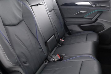 https://dvg-vehicle-assets.s3.amazonaws.com/DVB441/9p3vxknmt3xaynx4cxlbsbh6v.jpg