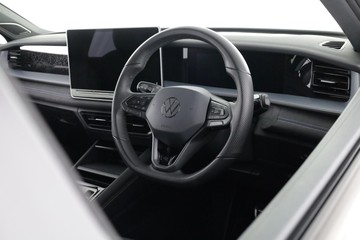 https://dvg-vehicle-assets.s3.amazonaws.com/DVB441/cg3iu7xzb5tcn6rdln1yojv64.jpg