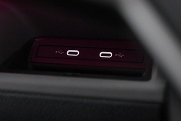 https://dvg-vehicle-assets.s3.amazonaws.com/DVB465/4wa4vy7txz6okfl05sw4oh0p2.jpg