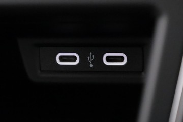 https://dvg-vehicle-assets.s3.amazonaws.com/DYZ740/z7nq4d39650znrwk7bicvkzz.jpg