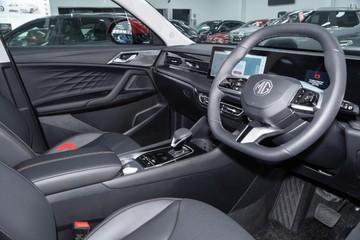 https://dvg-vehicle-assets.s3.amazonaws.com/G074592/bfykxjecarul4168f8cz2lxq7.jpg