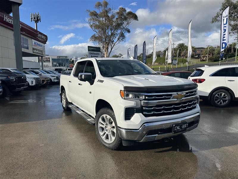 Chevrolet Silverado image 1