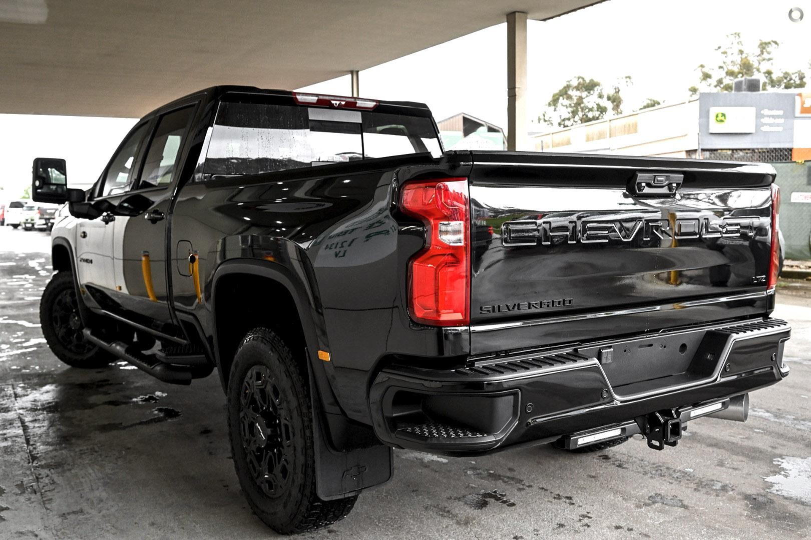 Chevrolet Silverado Hd image 4