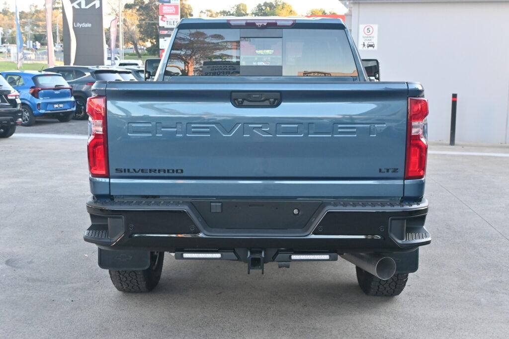 Chevrolet Silverado Hd image 4