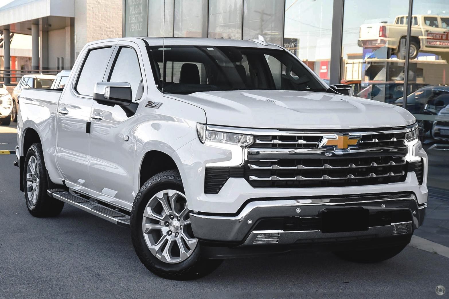 Chevrolet Silverado image 1