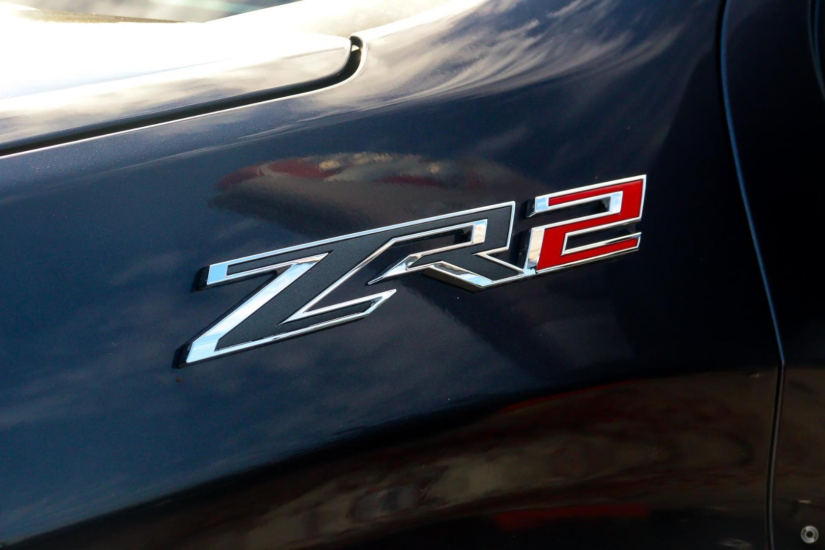 Chevrolet Silverado image 3