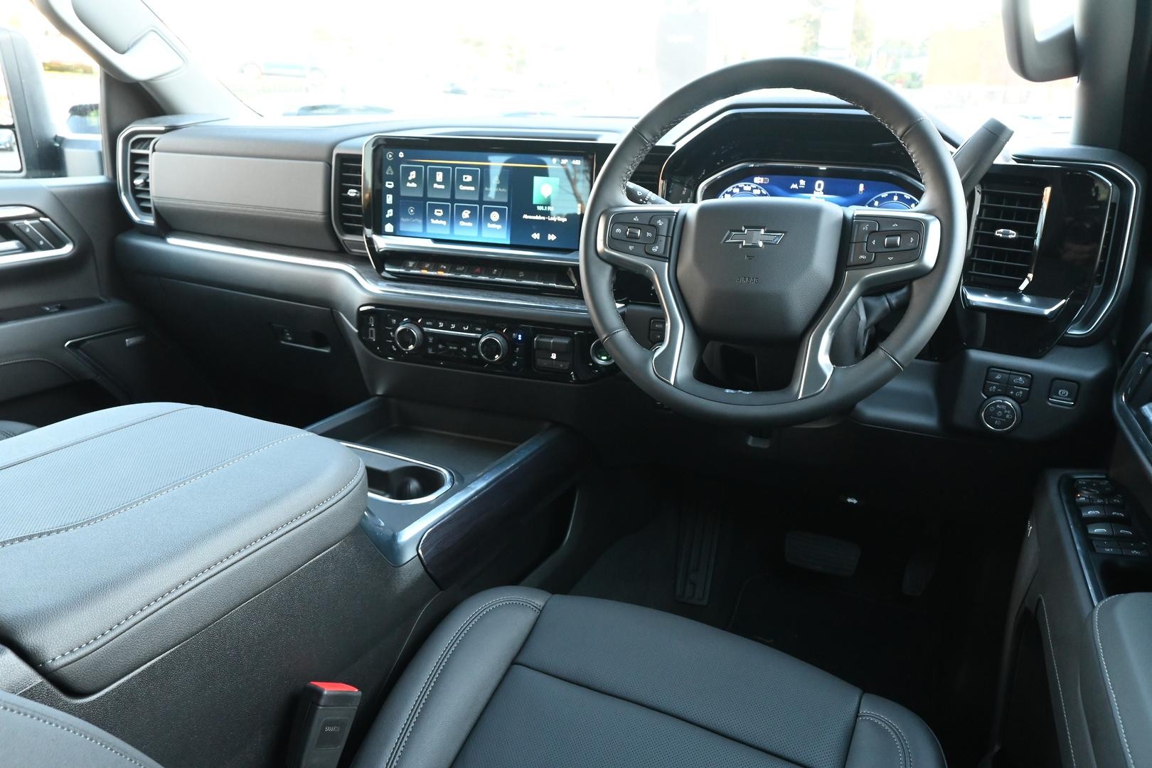 Chevrolet Silverado Hd image 3