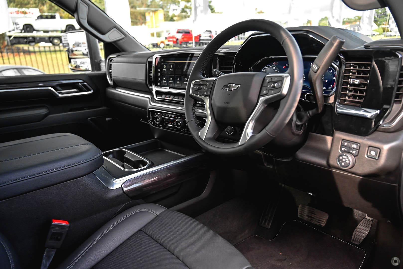 Chevrolet Silverado Hd image 4
