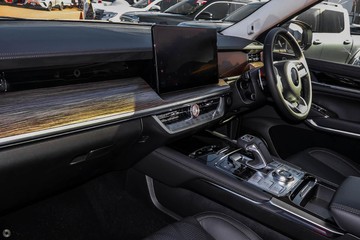 https://dvg-vehicle-assets.s3.amazonaws.com/GW613884/ezwg5tkq6khlqu1wsp8ahkhu6.jpg