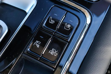 https://dvg-vehicle-assets.s3.amazonaws.com/GW613884/ok4ocu3vpjbox6y39vqbcnm5.jpg