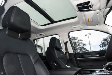 https://dvg-vehicle-assets.s3.amazonaws.com/GW615877/kq2qfmzxpmfg4hd2qwj7e0oob.jpg