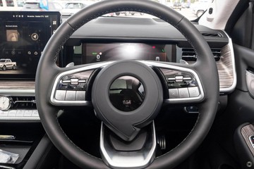 https://dvg-vehicle-assets.s3.amazonaws.com/GW615877/wo354bvnrxyq726r9k8yleodc.jpg