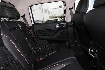https://dvg-vehicle-assets.s3.amazonaws.com/GW636178/pa7eoellrz00cr3041sum2l97.jpg