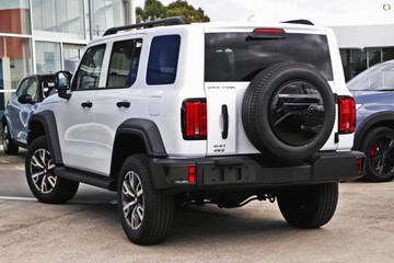 https://dvg-vehicle-assets.s3.amazonaws.com/GW660649/cm2i8ynpv3b9fdc7u458yk5a.jpg