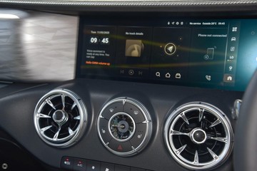 https://dvg-vehicle-assets.s3.amazonaws.com/GW664663/dotaz2ff5l89racaww1he2tg2.jpg