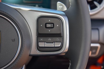 https://dvg-vehicle-assets.s3.amazonaws.com/GW664663/fbo2vid4g5xaesnk23huljq9a.jpg