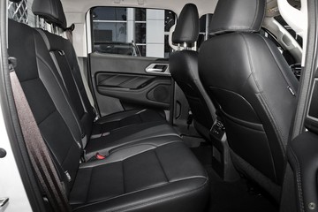 https://dvg-vehicle-assets.s3.amazonaws.com/GW683931/2kr5w1hc69mb3tej2afk1da5b.jpg