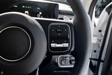 https://dvg-vehicle-assets.s3.amazonaws.com/GW683931/3jw4x69quox9dbs1zqb1wqtz8.jpg