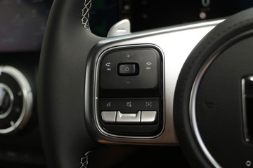 https://dvg-vehicle-assets.s3.amazonaws.com/GW687862/vwx9vhz8qoi710aejf4t8kbz7.jpg