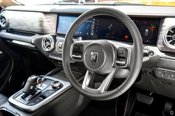 https://dvg-vehicle-assets.s3.amazonaws.com/GW688238/lxryttgja50yqz6dgkcml41ge.jpg