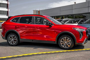 https://dvg-vehicle-assets.s3.amazonaws.com/H645973/ye8amuh27krhsgytnzlcaay78.jpg