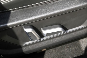 https://dvg-vehicle-assets.s3.amazonaws.com/H852606/70tl7y8glqpriuoclb51walla.jpg