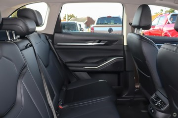 https://dvg-vehicle-assets.s3.amazonaws.com/H932487/9sur91wckta09e8bgsyvqqzke.jpg