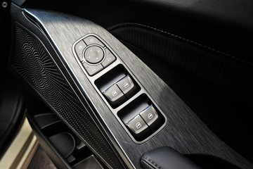 https://dvg-vehicle-assets.s3.amazonaws.com/H936000/q90ec10dz1pa2yuc6e7ryg9g8.jpg