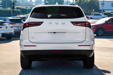 https://dvg-vehicle-assets.s3.amazonaws.com/H942222/u9ehw65fsi11za4cw9gbm38xe.jpg