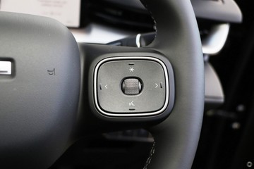 https://dvg-vehicle-assets.s3.amazonaws.com/H945422/k3rtp1ddonholrmgb7xbg8vk6.jpg