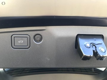 https://dvg-vehicle-assets.s3.amazonaws.com/H949278/2f9ng2xaflfu3ctn1ji8sjvur.jpg