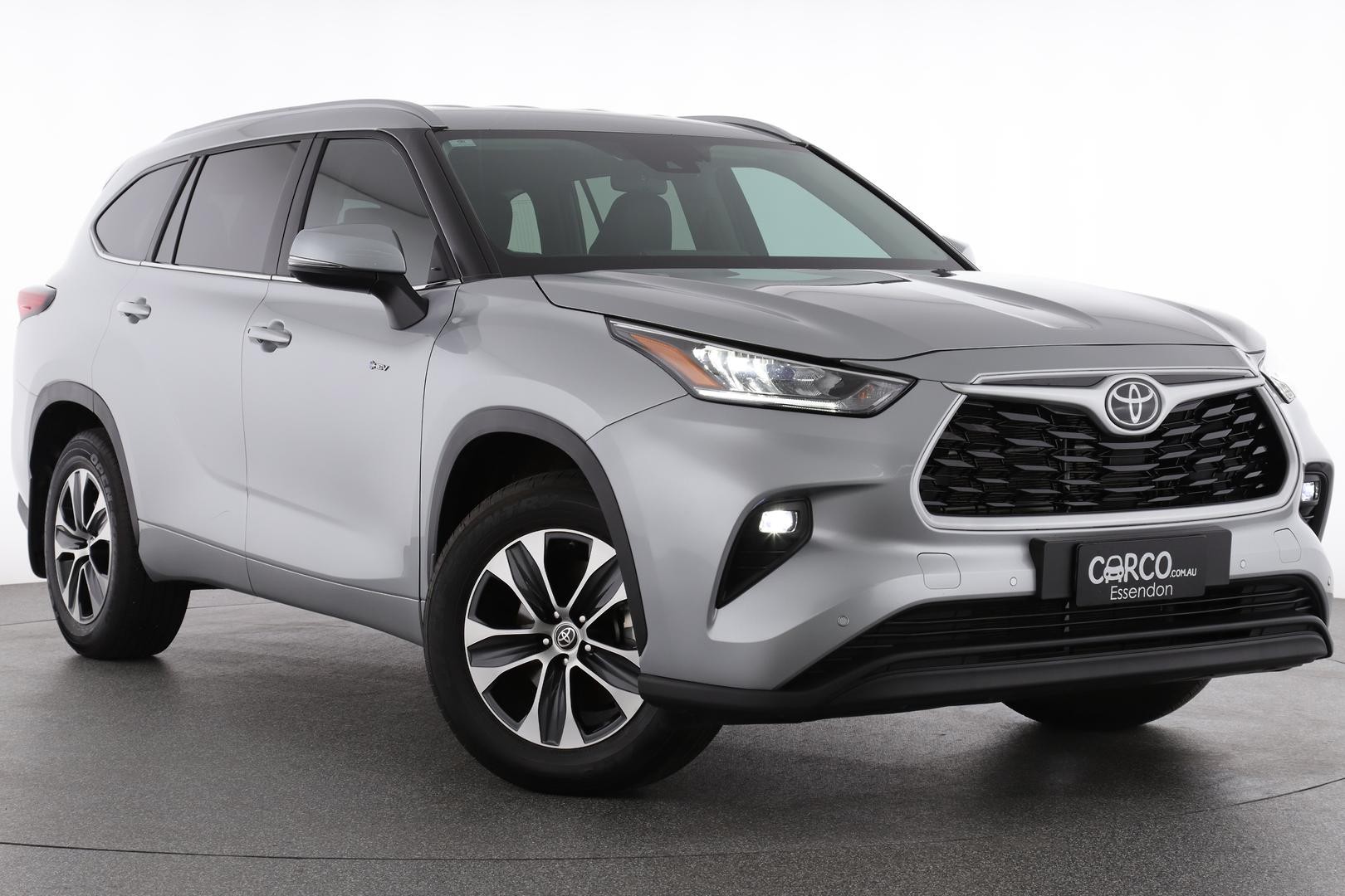 Toyota Kluger image 1