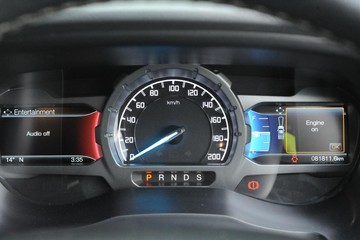 https://dvg-vehicle-assets.s3.amazonaws.com/J003095/7a4go3ncrpxqexm1v8wjq43m9.jpg