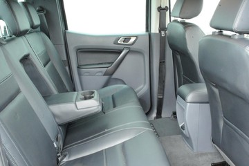 https://dvg-vehicle-assets.s3.amazonaws.com/J003095/9c9nbrv79t4d7lkc6o6nt8u21.jpg