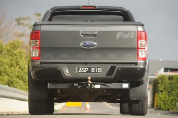 https://dvg-vehicle-assets.s3.amazonaws.com/J003095/duehlrqpr4nl5eiz7teaiudtj.jpg